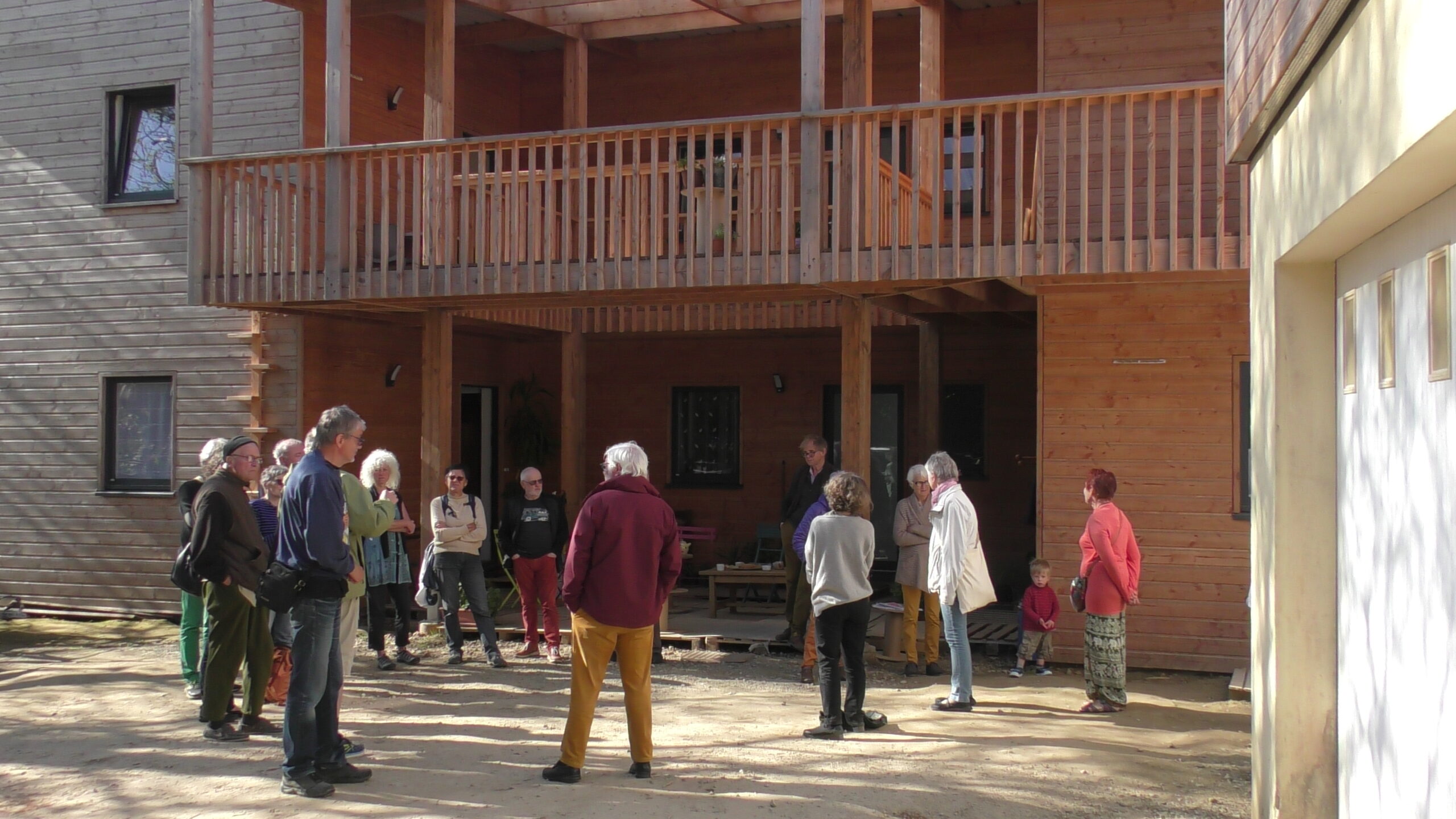 RRHP mai 2022-visite de l'habitat participatif séniors Coolkhoz à Plabennec, dans le Finistère